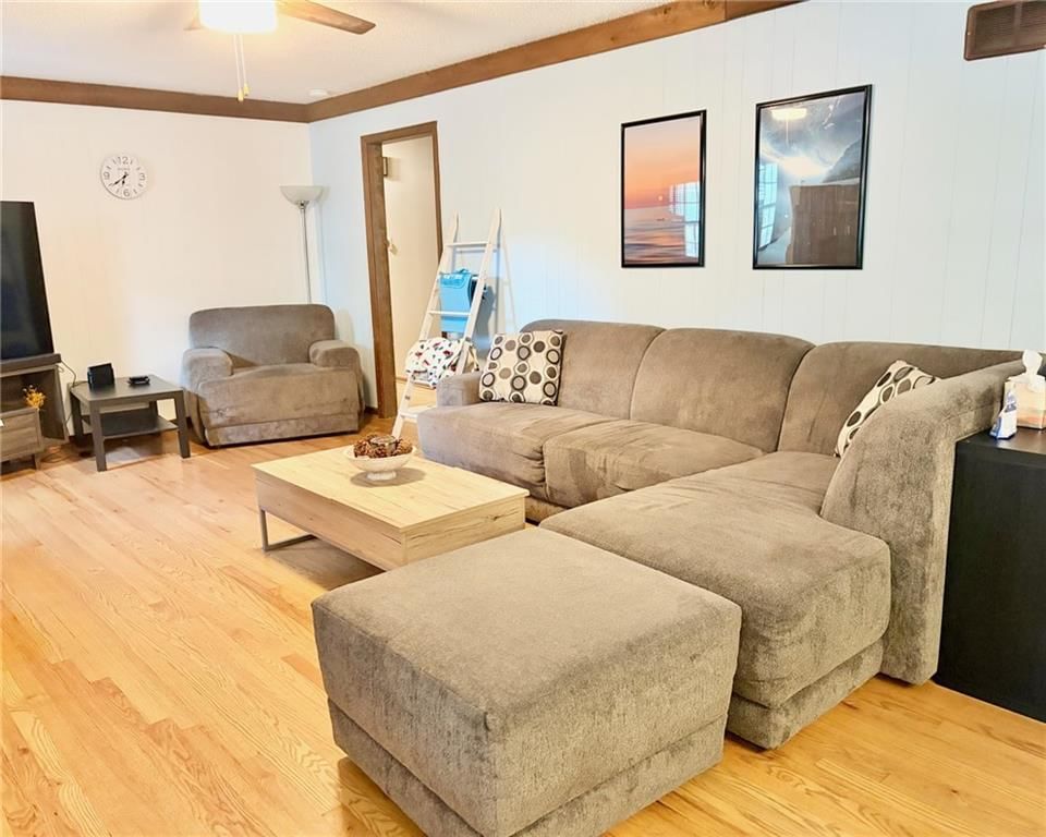 3504 NE 60th Street — photo 9