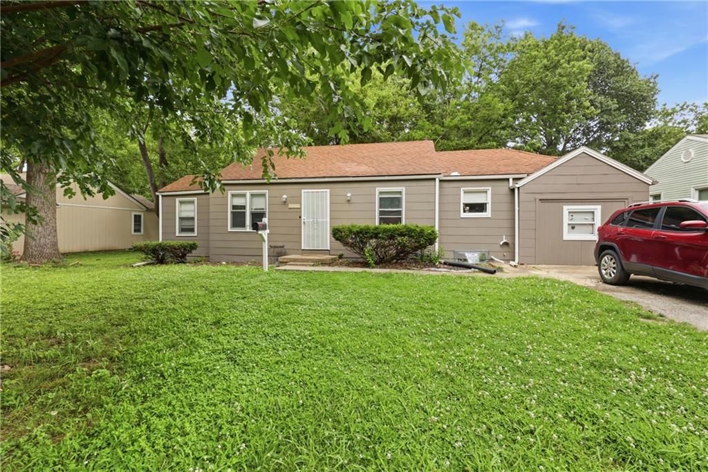 11217 Applewood Drive — photo 4