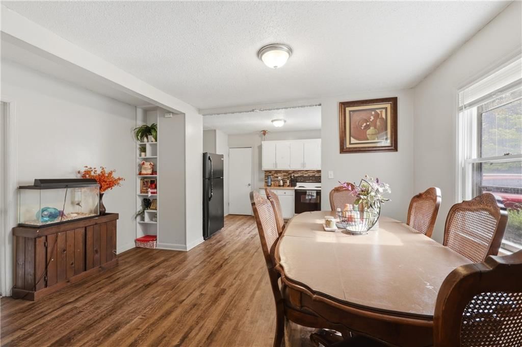 11217 Applewood Drive — photo 8