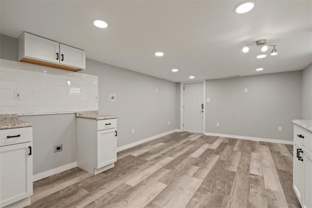 419 N MAIN Street — photo 20