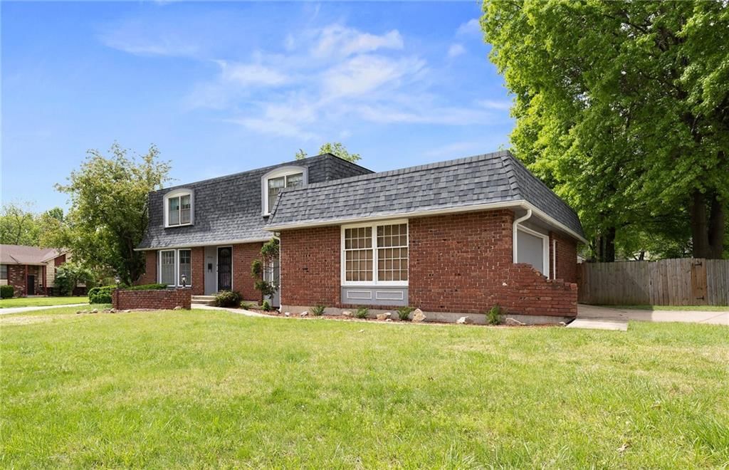 9714 Shepherds Drive — photo 3