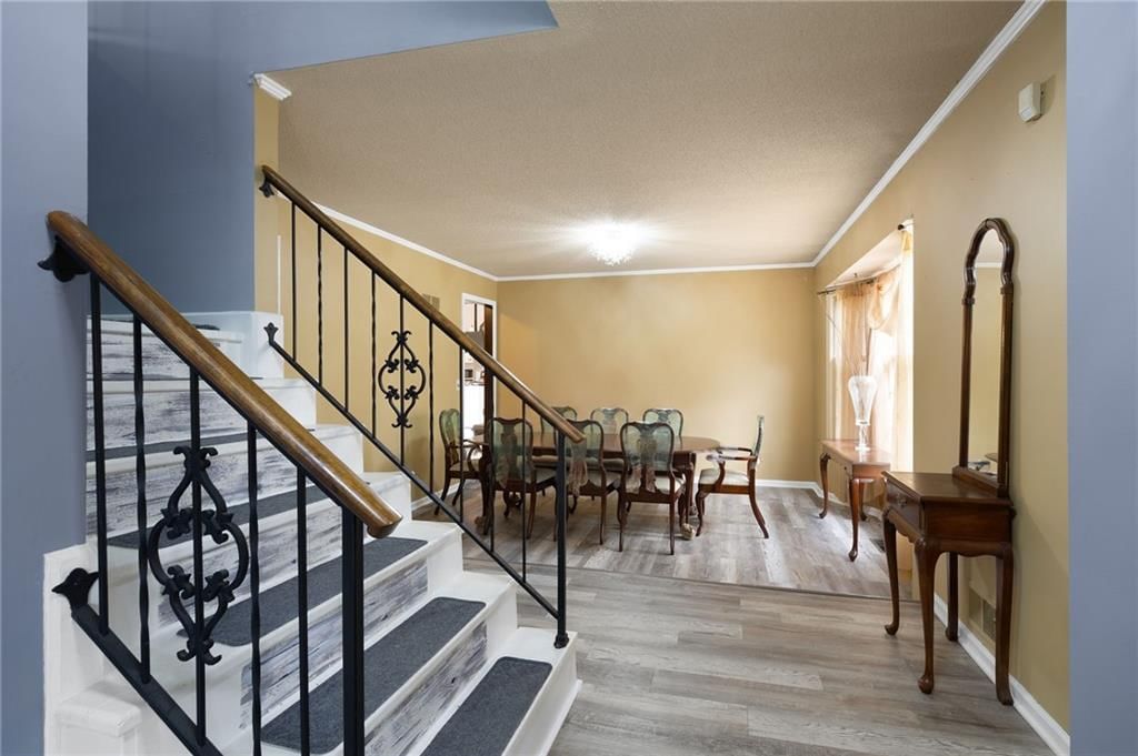 9714 Shepherds Drive — photo 10