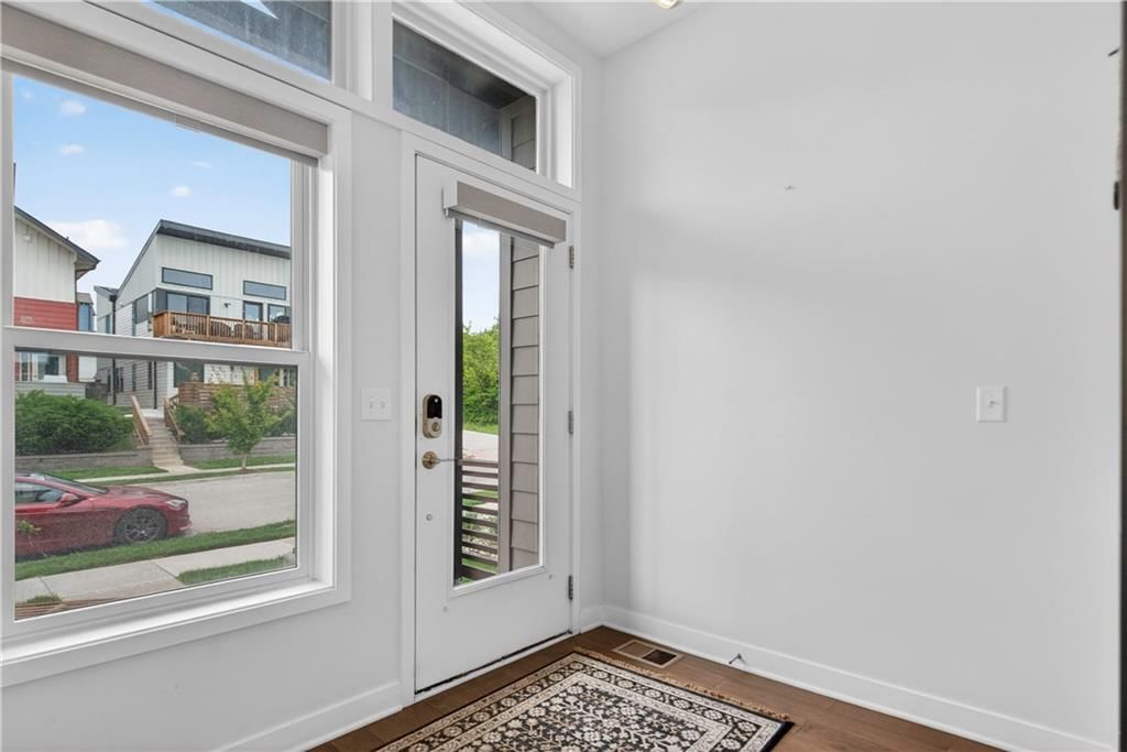 2246 Tracy Avenue — photo 9