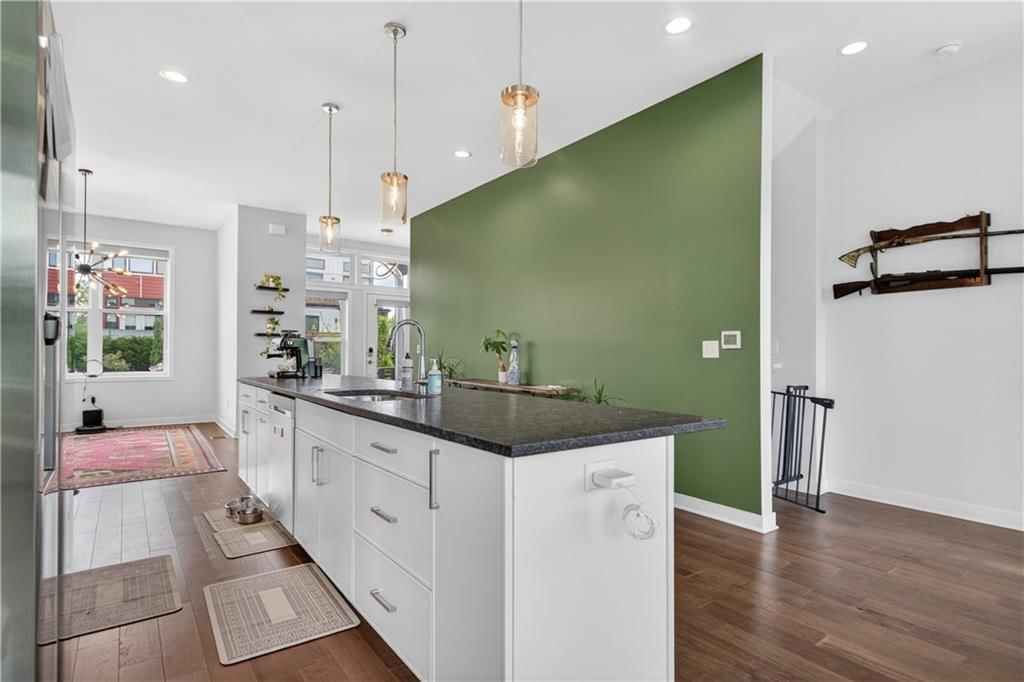 2246 Tracy Avenue — photo 12