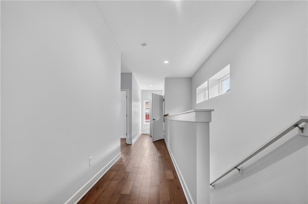 2246 Tracy Avenue — photo 17