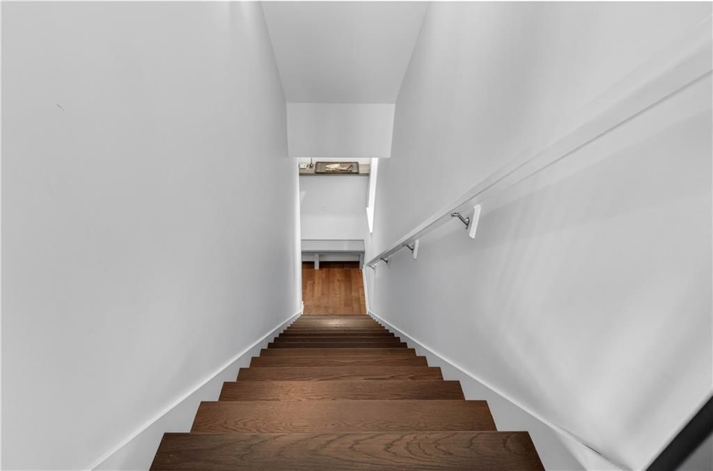 2246 Tracy Avenue — photo 30