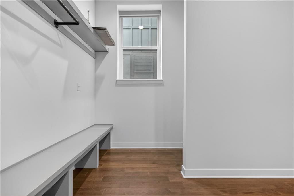2246 Tracy Avenue — photo 33