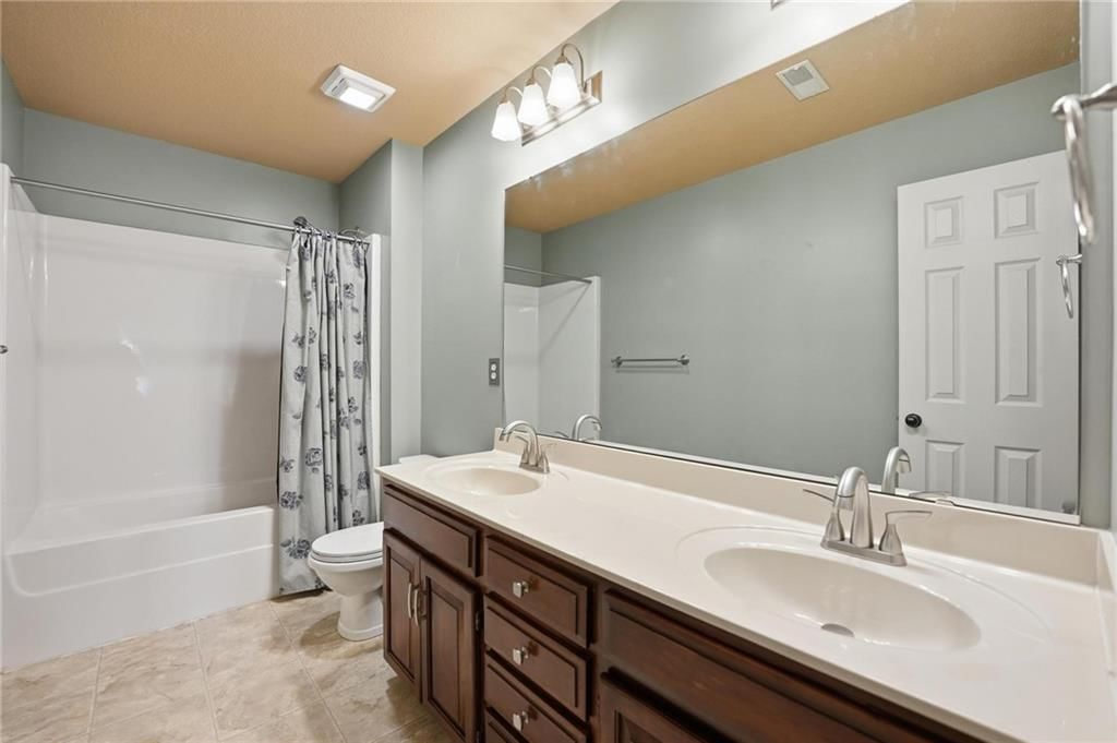 7807 NW Dalton Court — photo 31