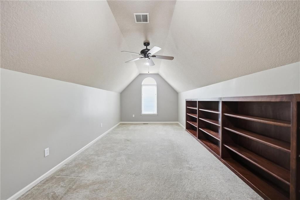 7807 NW Dalton Court — photo 32