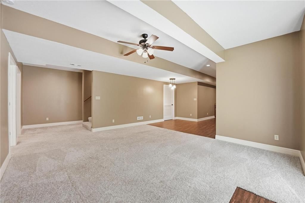 7807 NW Dalton Court — photo 37