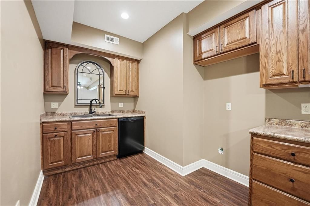 7807 NW Dalton Court — photo 40