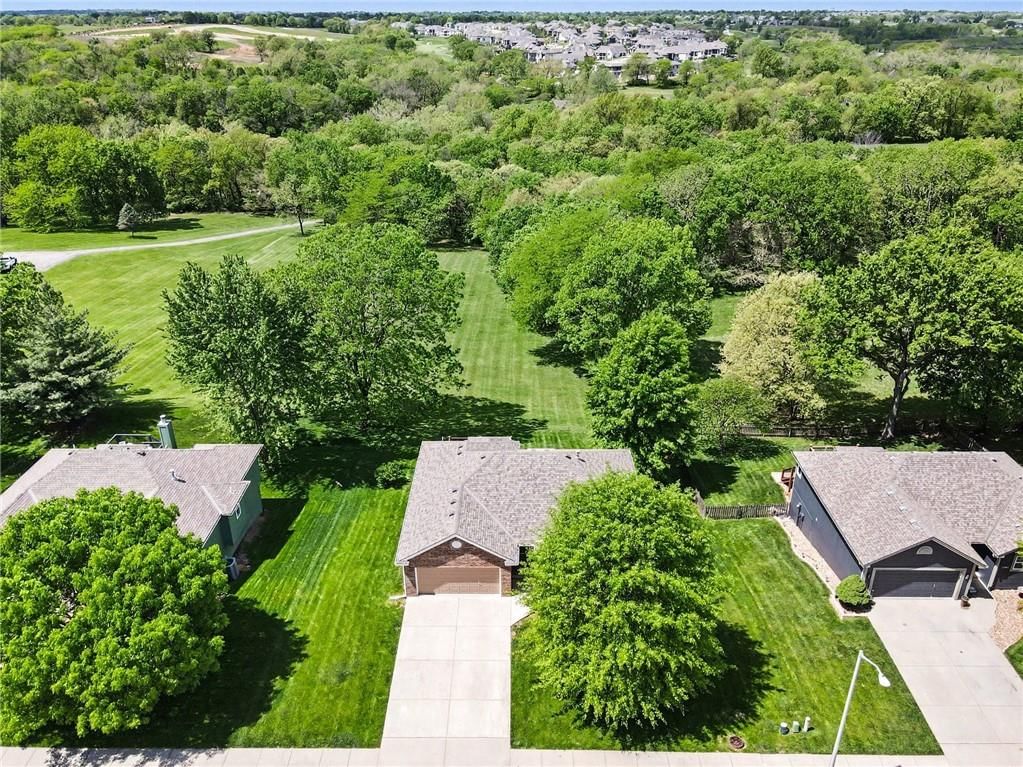 10208 N Spruce Avenue — photo 31