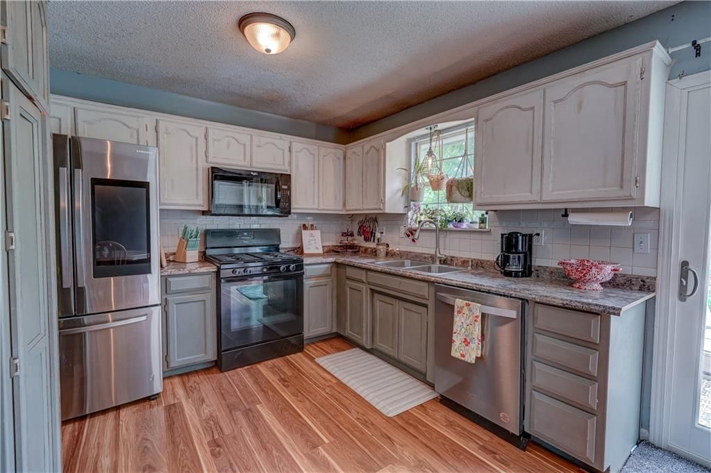 1708 N Lazy Branch Road — photo 11