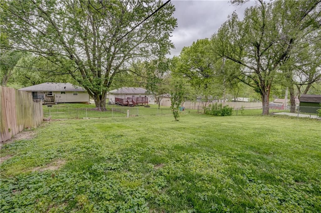 1708 N Lazy Branch Road — photo 37