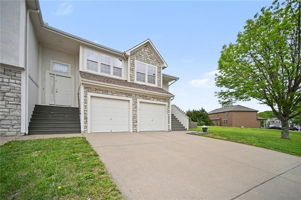 7537 McCoy Street — photo 2