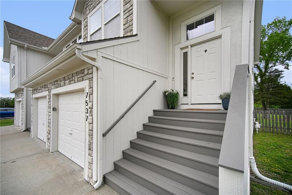 7537 McCoy Street — photo 4