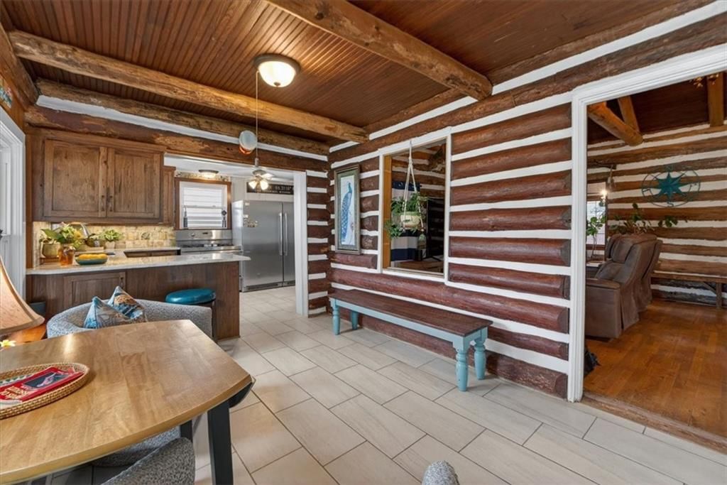 25 Beach Drive — photo 16