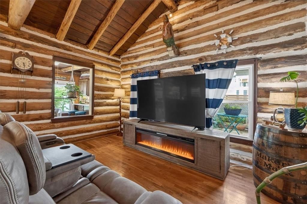 25 Beach Drive — photo 24