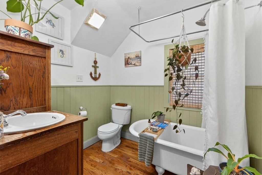 25 Beach Drive — photo 35