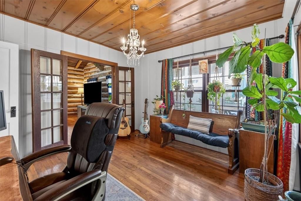 25 Beach Drive — photo 39