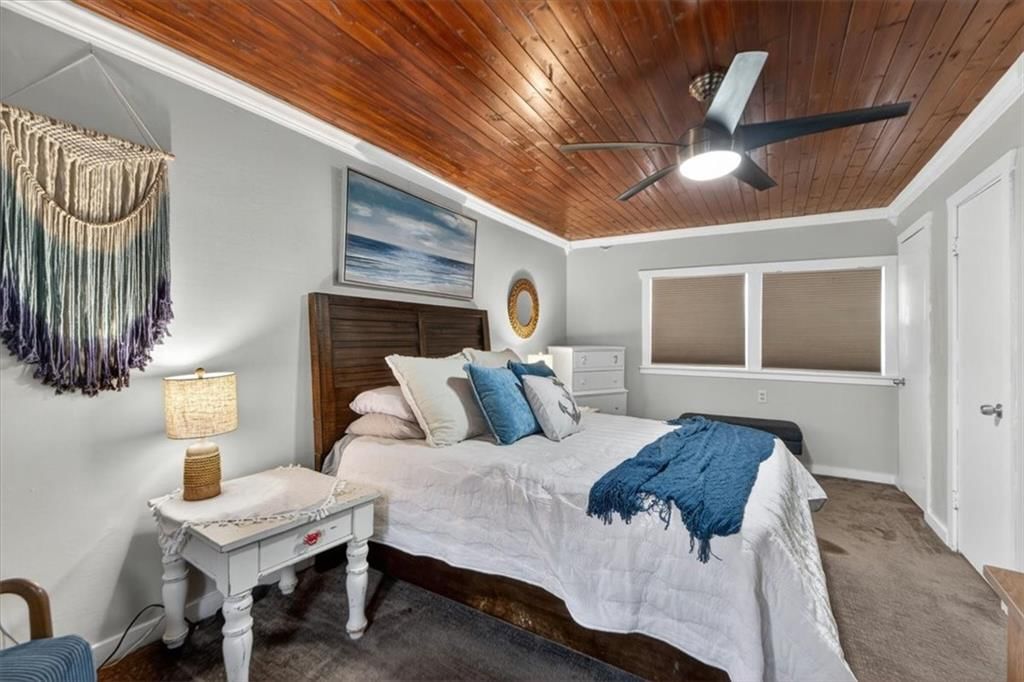25 Beach Drive — photo 45