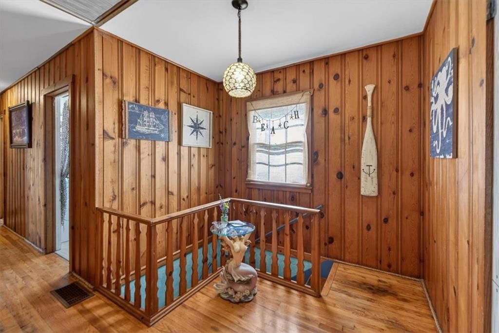 25 Beach Drive — photo 47