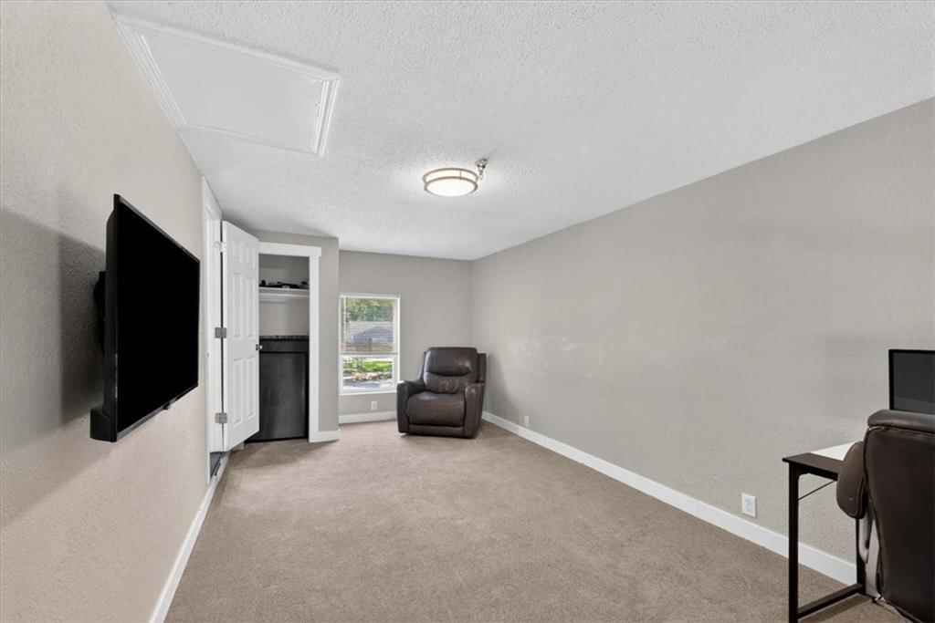 7239 Tracy Avenue — photo 15