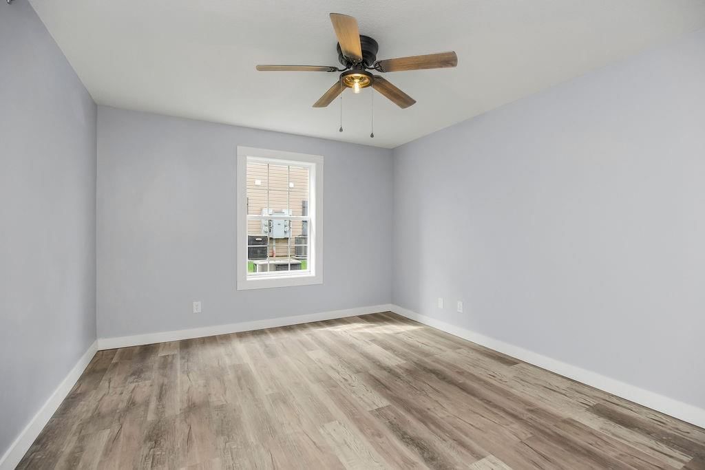 8121 N Lawndale Avenue — photo 16