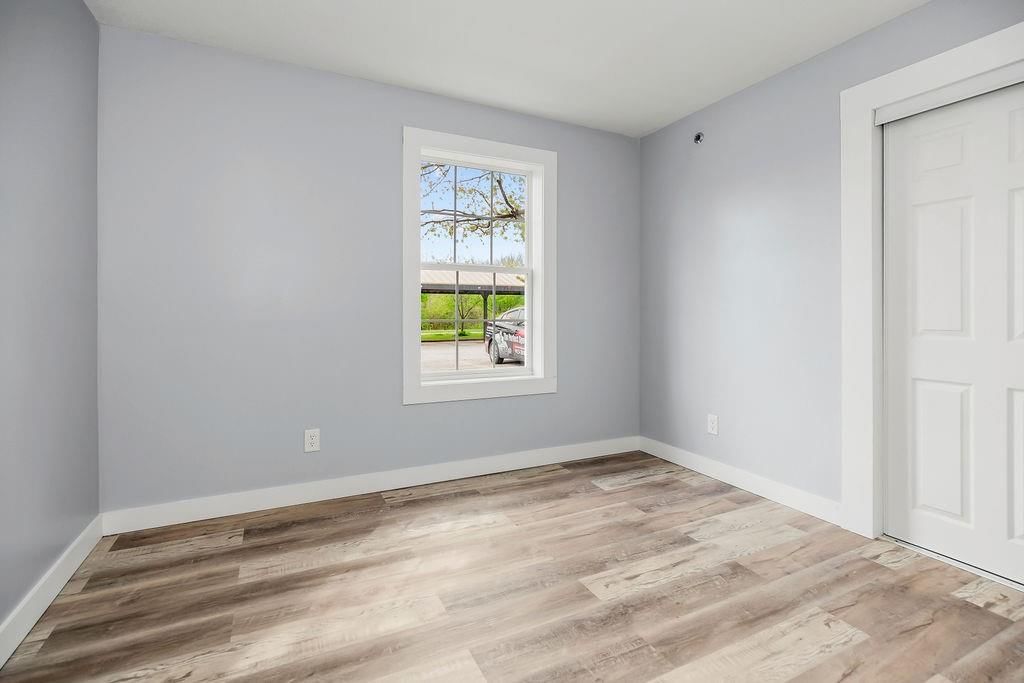 8121 N Lawndale Avenue — photo 21