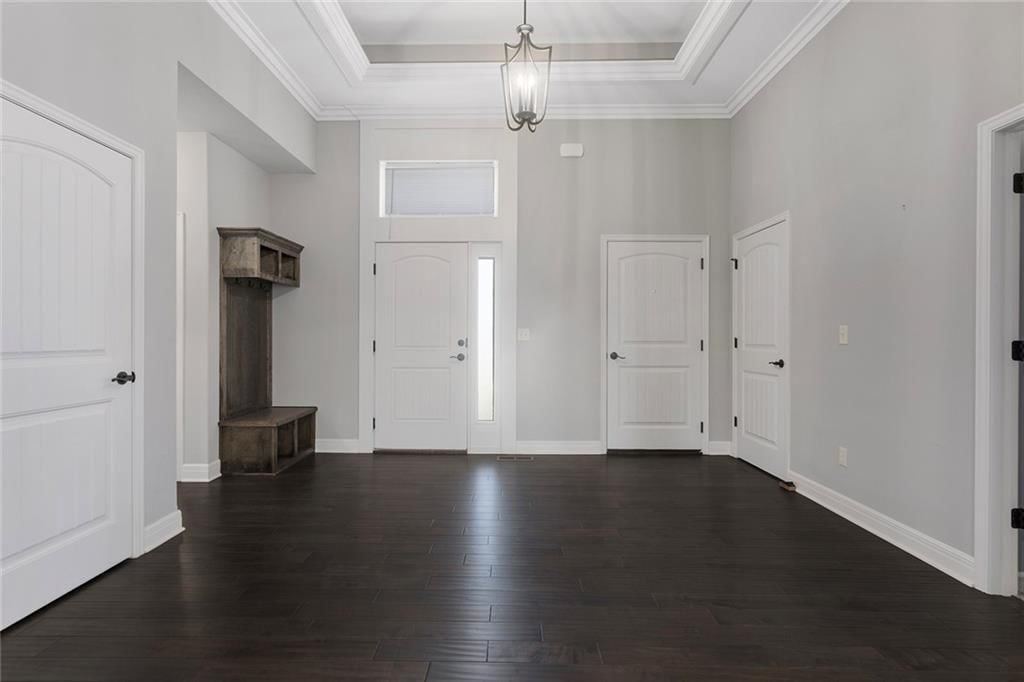 10823 N Corrington Avenue — photo 3