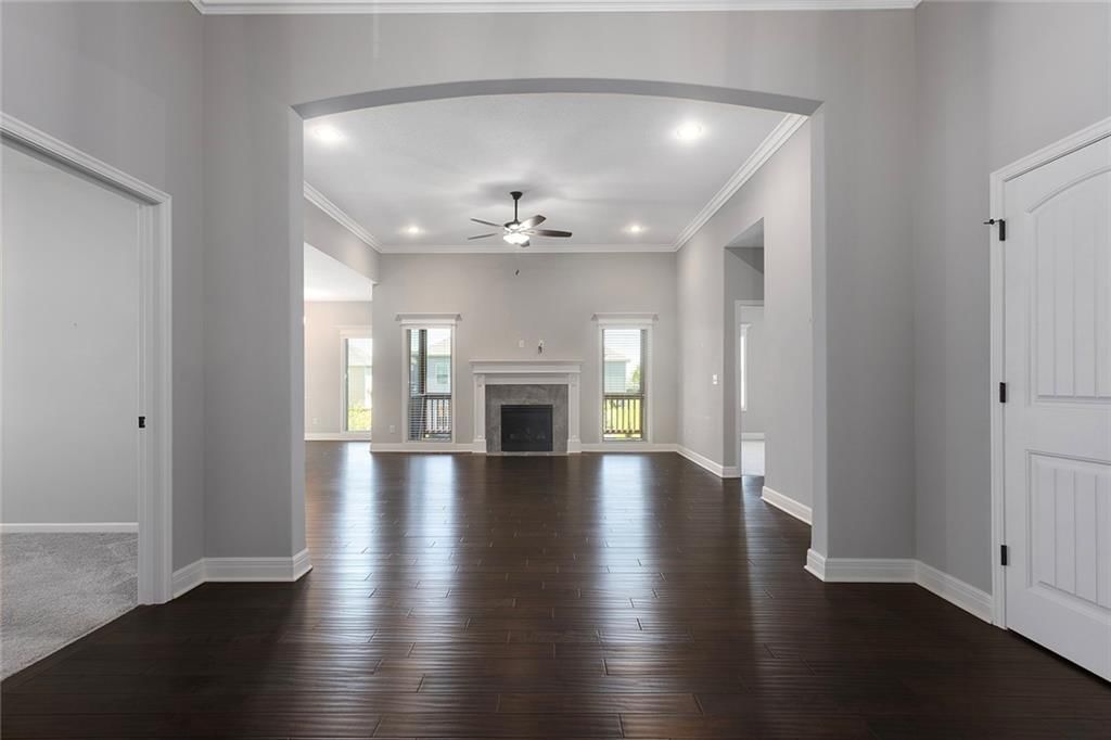10823 N Corrington Avenue — photo 5