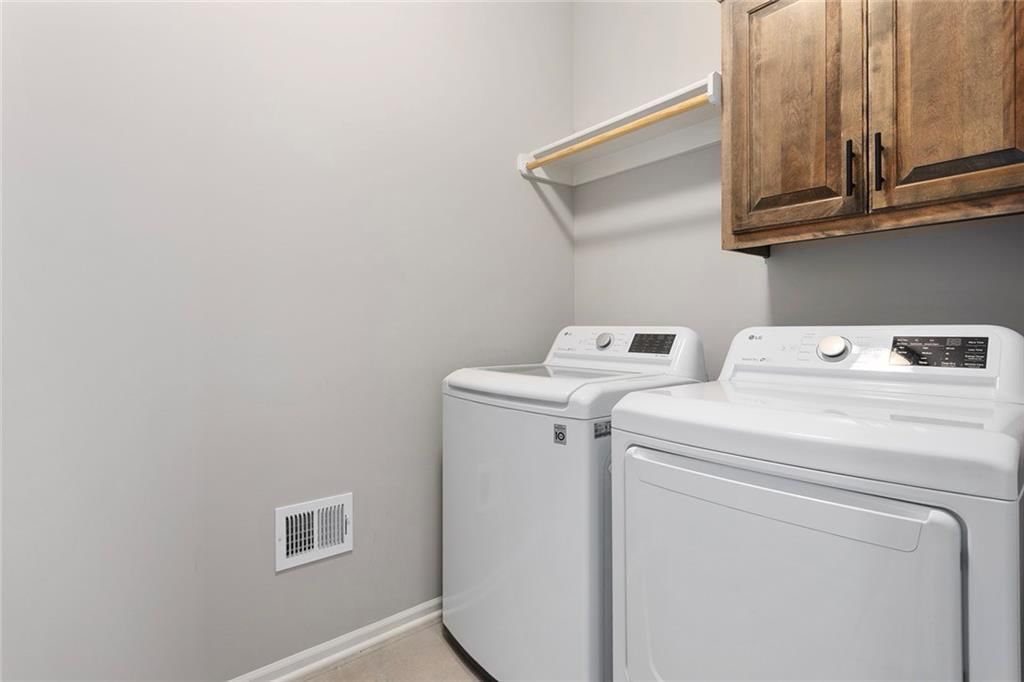 10823 N Corrington Avenue — photo 17