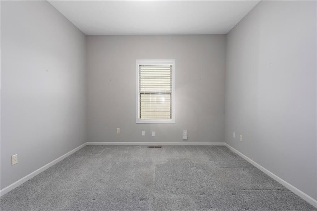 10823 N Corrington Avenue — photo 21