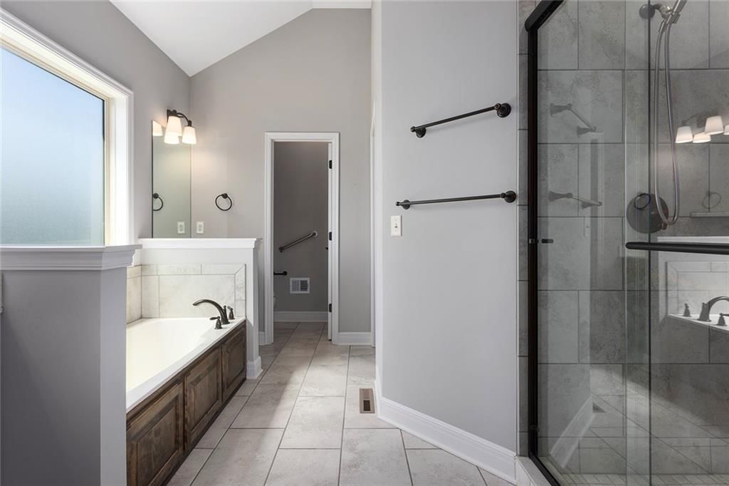 10823 N Corrington Avenue — photo 23