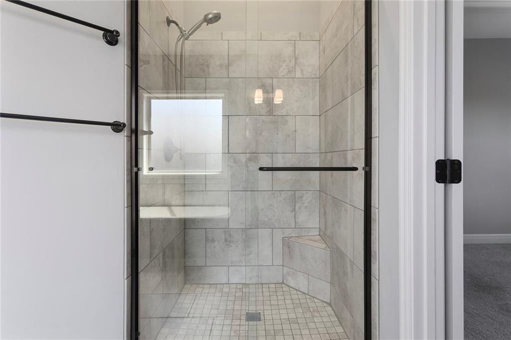 10823 N Corrington Avenue — photo 28