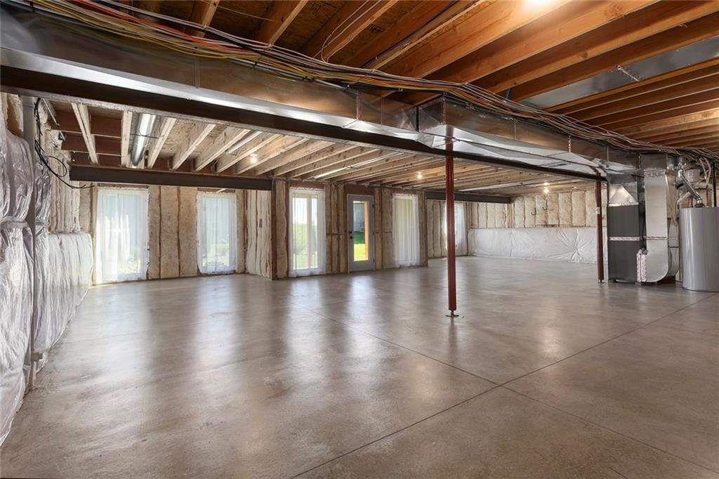 10823 N Corrington Avenue — photo 32