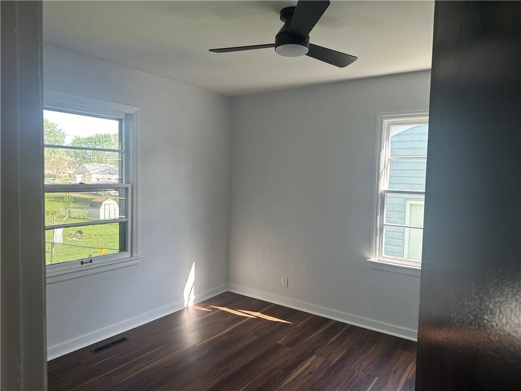 1311 S CRANE Street — photo 10