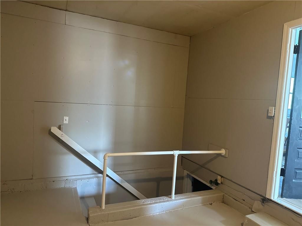 1311 S CRANE Street — photo 14