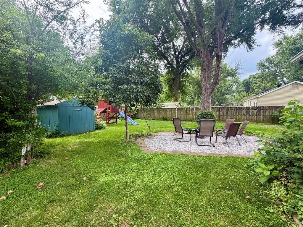 205 Hostetter Street — photo 28