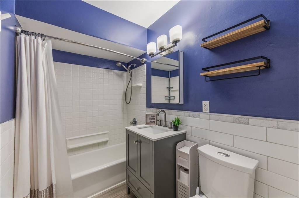 5519 W 101st Street — photo 22