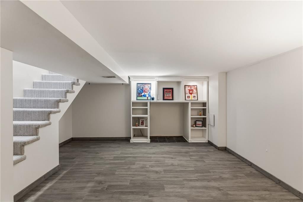 5519 W 101st Street — photo 27