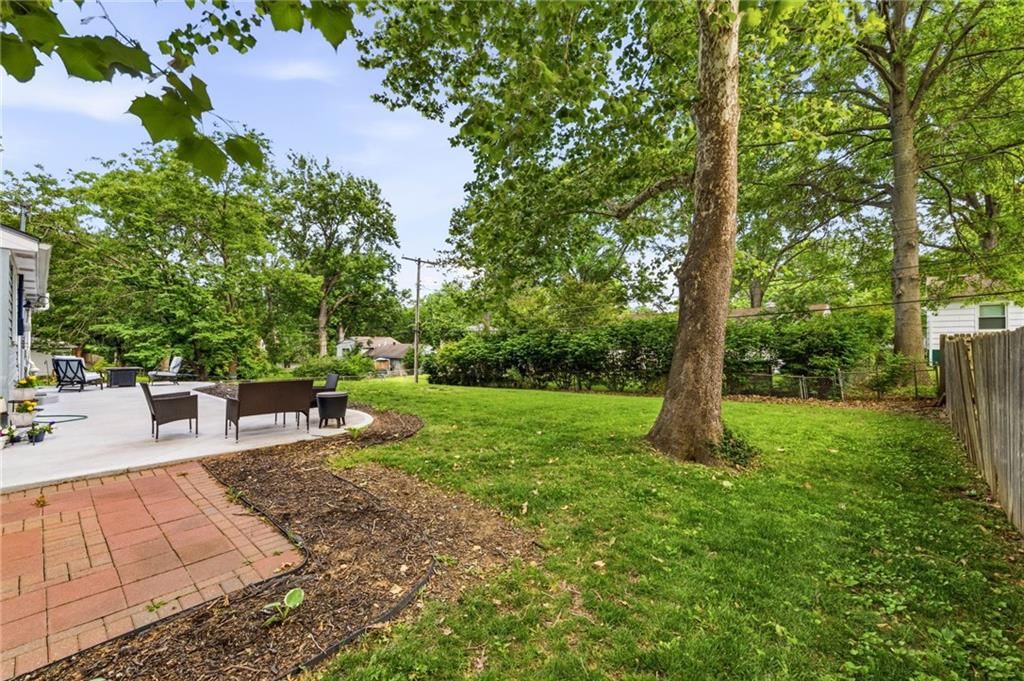 5519 W 101st Street — photo 31