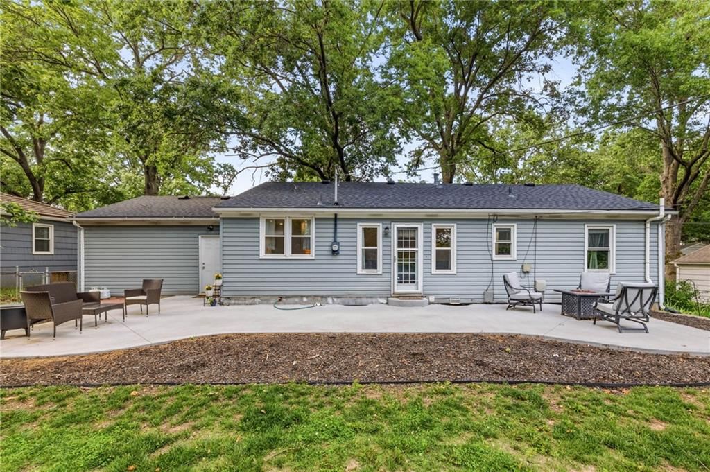 5519 W 101st Street — photo 35