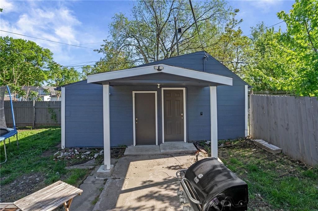 919 Pottawatomie Street — photo 33