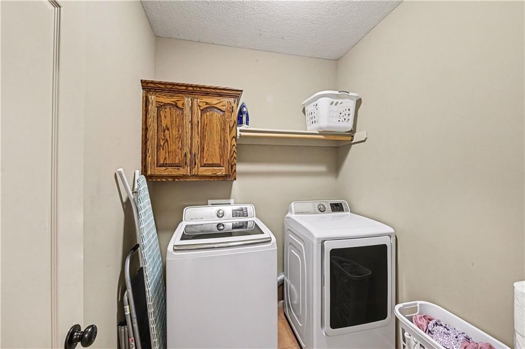 11408 Kimball Avenue — photo 15