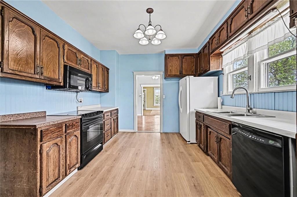 2350 NE Breckenridge Road — photo 9