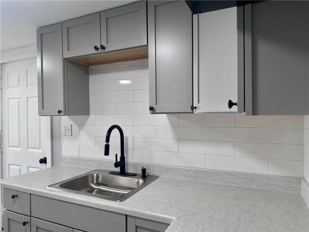 808 N Emery Street — photo 14