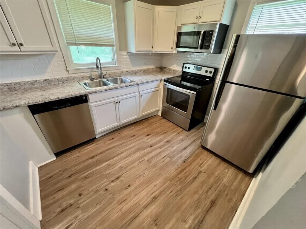111 S Annie Street — photo 3