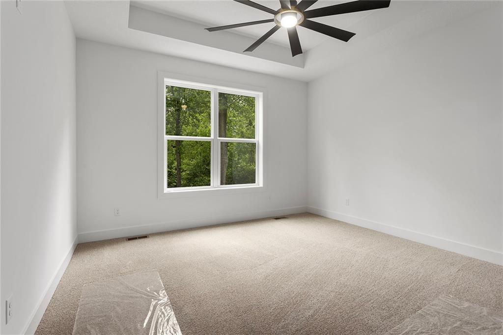 9737 N Lucerne Avenue — photo 20