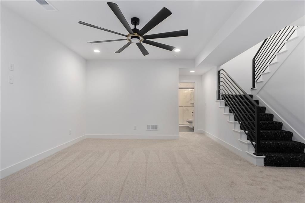 9737 N Lucerne Avenue — photo 33